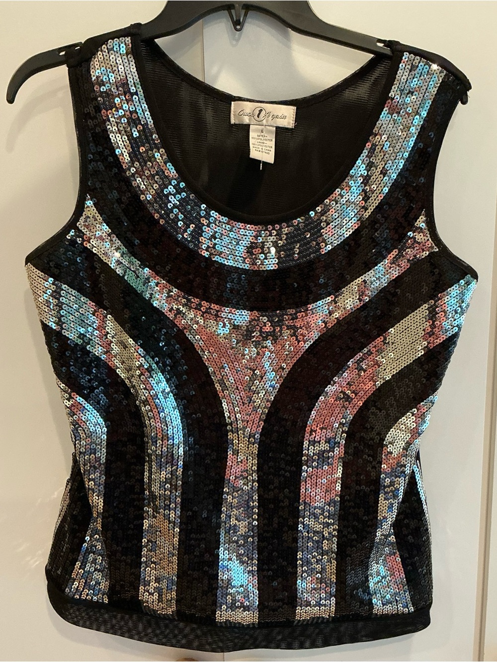 Cocktail Sequin Scoop Neck Tank Top in Black with Iridescent Accents